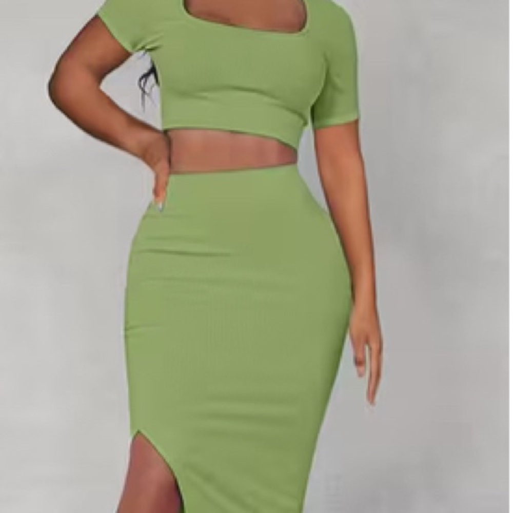 Green Ribbed Square-Neck Crop Top & Skirt Set